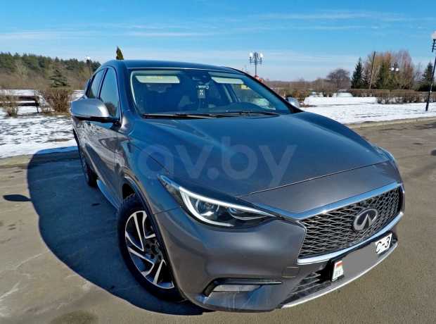 Infiniti Q30 I