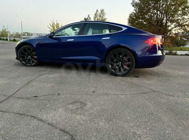 Tesla Model S I Рестайлинг