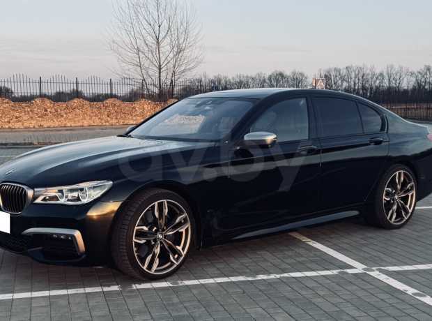 BMW 7 серия G11