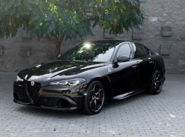Alfa Romeo Giulia I, 2016, пробег 58200 км Alfa Romeo Giulia I, 2016, пробег 58200 км