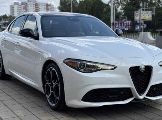Alfa Romeo Giulia I  Рестайлинг, 2022, пробег 27000 км
