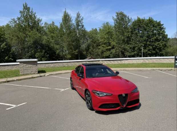 Alfa Romeo Giulia I  Рестайлинг, 2022, пробег 8000 км