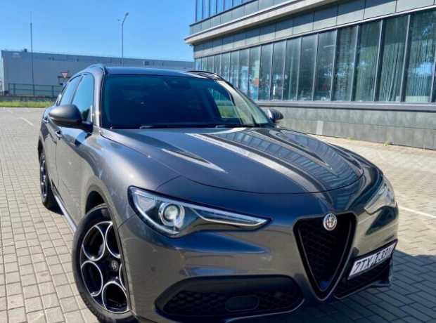 Alfa Romeo Stelvio I, 2019, пробег 90000 км