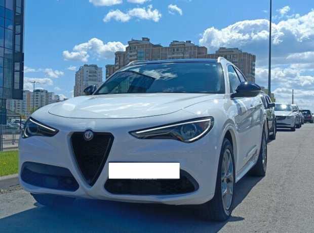 Alfa Romeo Stelvio I  Рестайлинг, 2020, пробег 101388 км