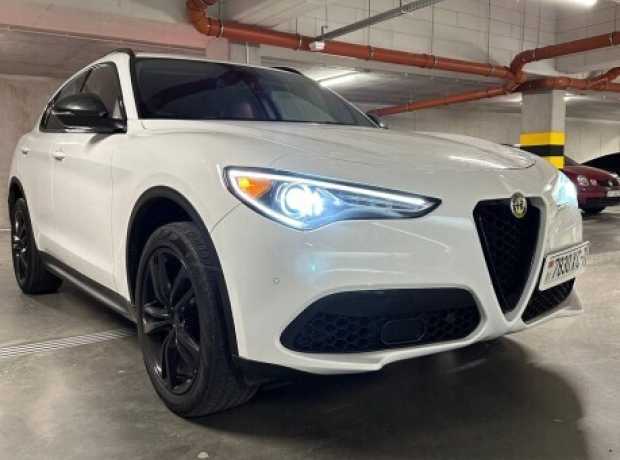Alfa Romeo Stelvio I  Рестайлинг, 2021, пробег 118000 км