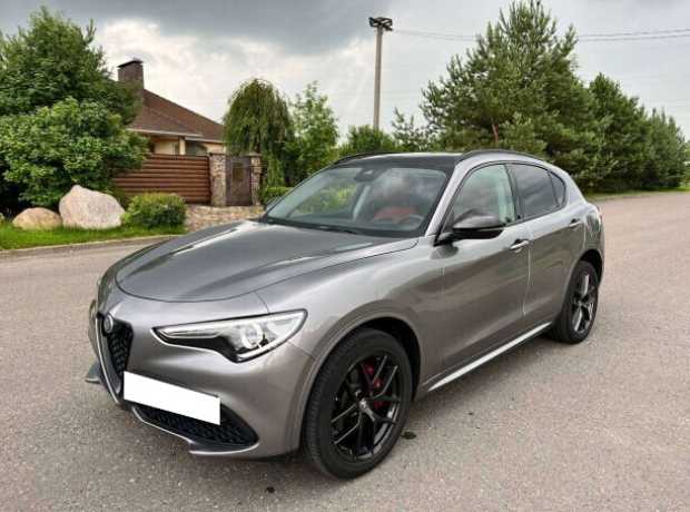 Alfa Romeo Stelvio I  Рестайлинг, 2021, пробег 31000 км