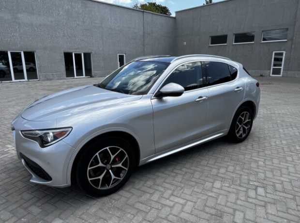 Alfa Romeo Stelvio I  Рестайлинг, 2021, пробег 49000 км