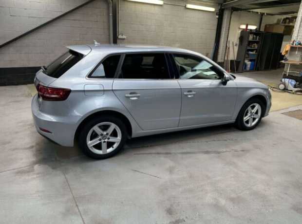 Audi A3 8V  Рестайлинг, 2017, пробег 174000 км