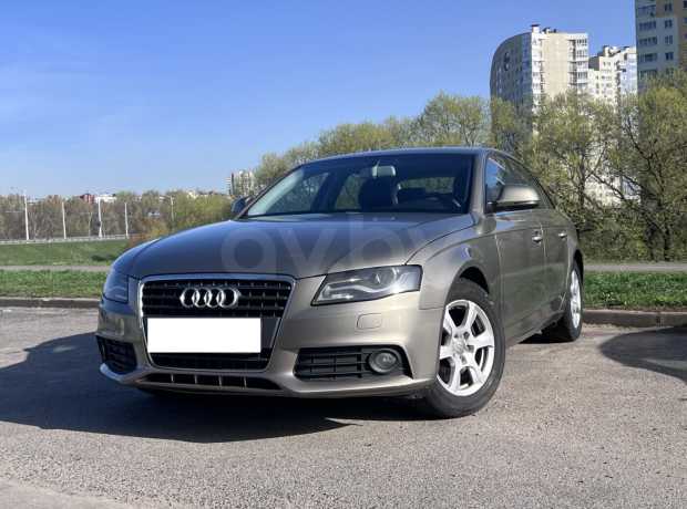 Audi A4 B8