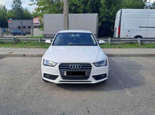 Audi A4 B8  Рестайлинг, 2014, пробег 145000 км