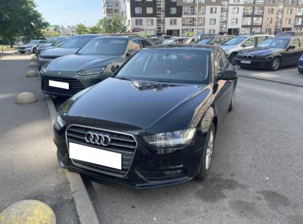 Audi A4 B8  Рестайлинг, 2014, пробег 39777 км