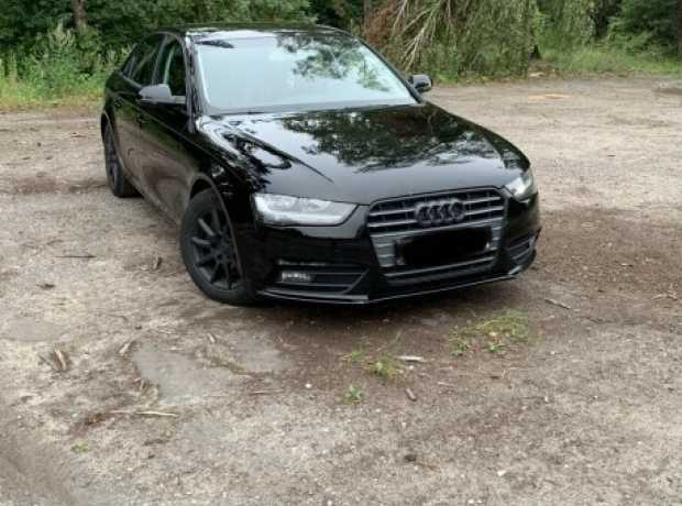 Audi A4 B8  Рестайлинг, 2015, пробег 240000 км