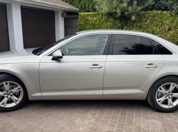 Audi A4 B9, 2016, пробег 165000 км