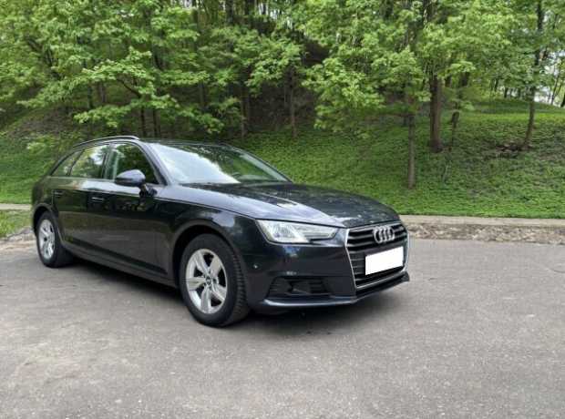 Audi A4 B9, 2017, пробег 217000 км Audi A4 B9, 2017, пробег 217000 км