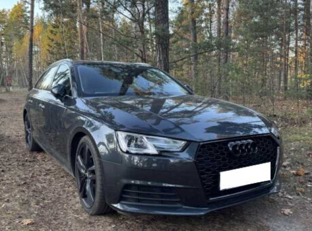 Audi A4 B9, 2018, пробег 135000 км Audi A4 B9, 2018, пробег 135000 км