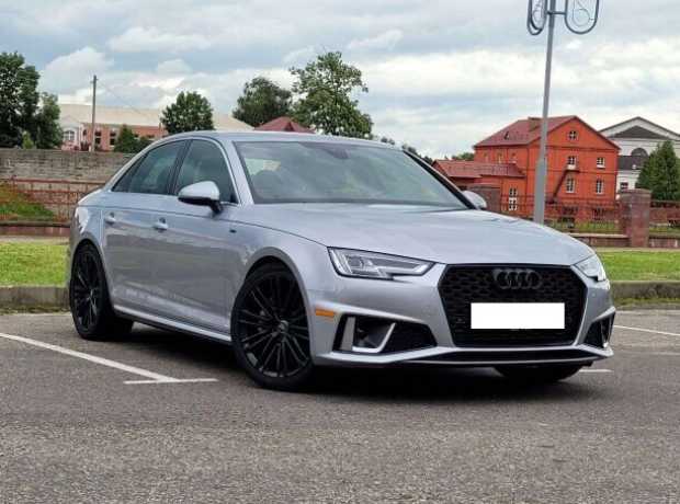 Audi A4 B9, 2019, пробег 73000 км Audi A4 B9, 2019, пробег 73000 км
