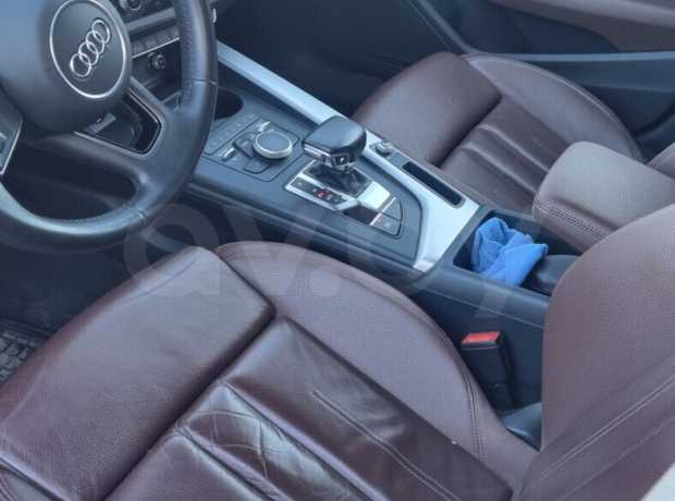 Audi A4 B9