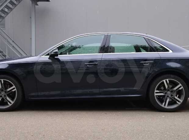 Audi A4 B9
