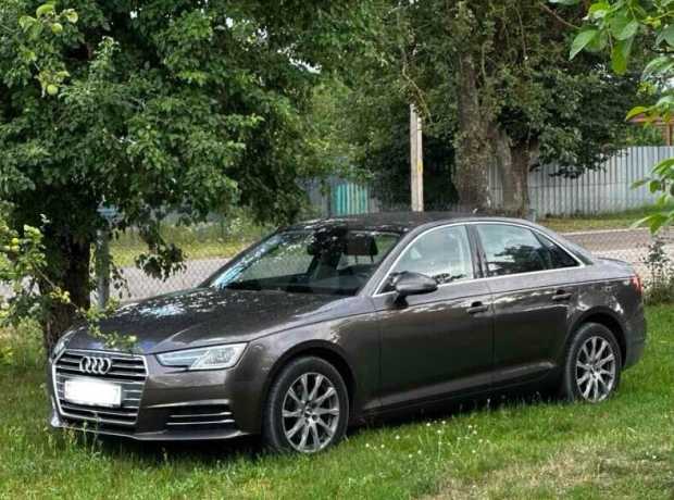 Audi A4 B9