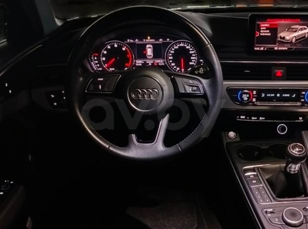 Audi A4 B9