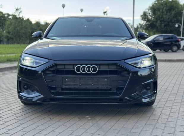 Audi A4 B9  Рестайлинг, 2020, пробег 131000 км