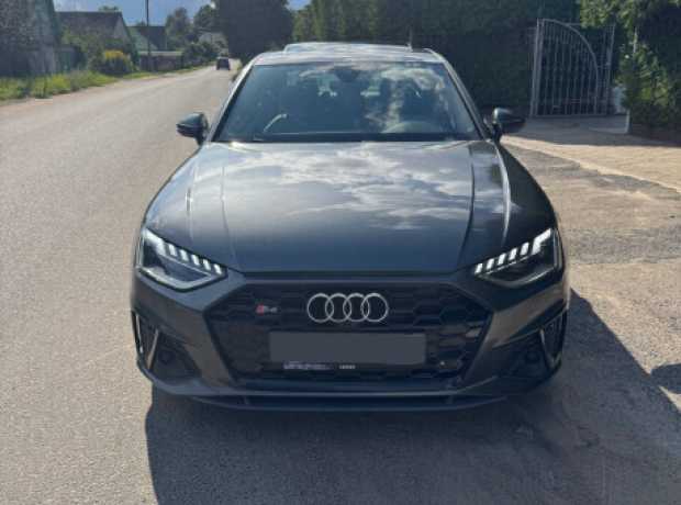 Audi A4 B9  Рестайлинг, 2021, пробег 73000 км