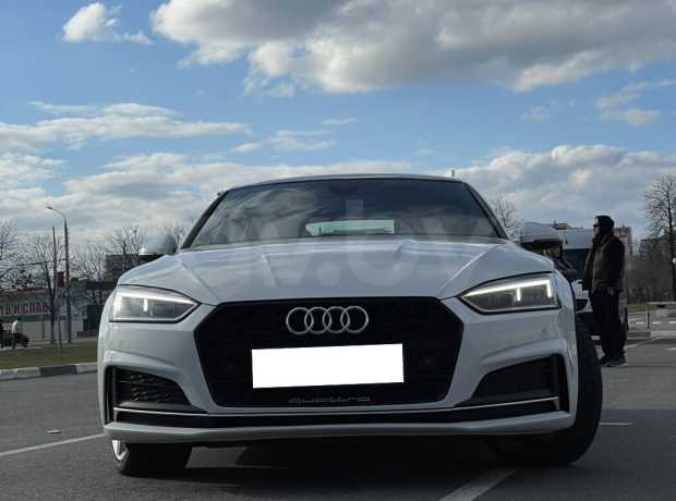 Audi A5 F5