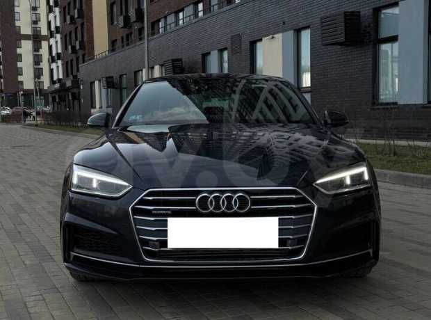 Audi A5 F5
