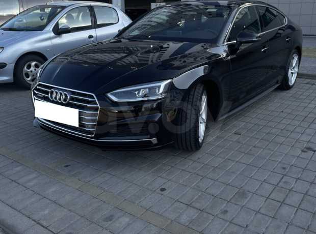 Audi A5 F5
