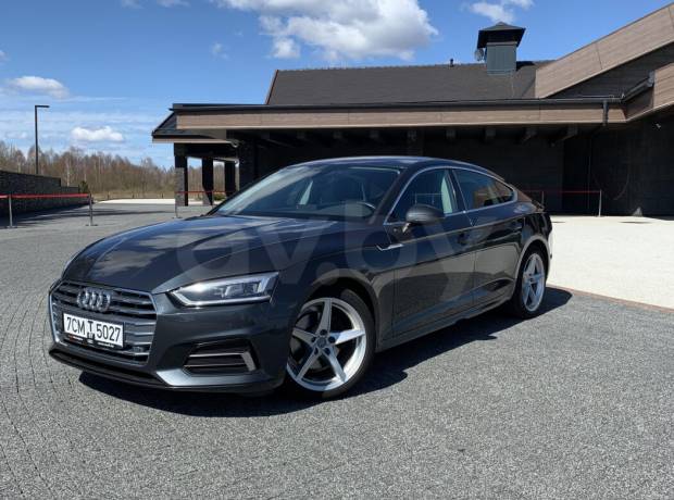 Audi A5 F5