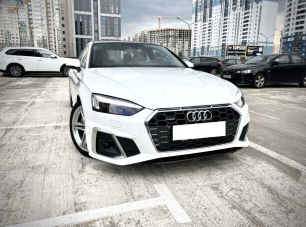 Audi A5 F5  Рестайлинг, 2022, пробег 28600 км