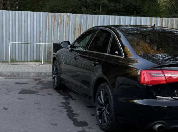 Audi A6 C7, 2012, пробег 280000 км