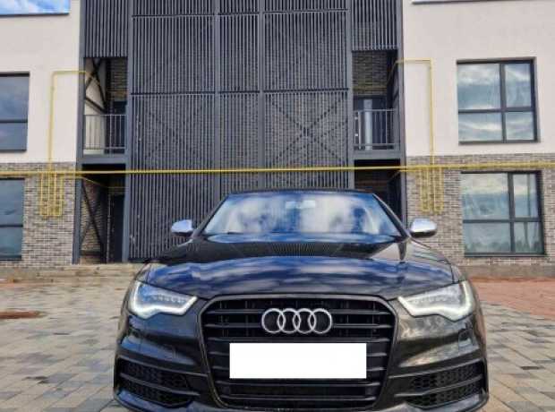 Audi A6 C7, 2013, пробег 176000 км