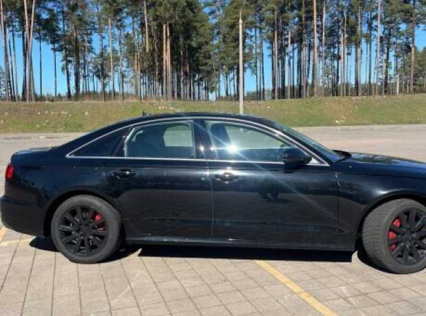 Audi A6 C7  Рестайлинг, 2015, пробег 124000 км