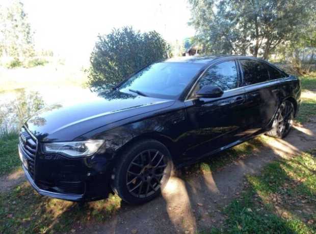 Audi A6 C7  Рестайлинг, 2015, пробег 185000 км
