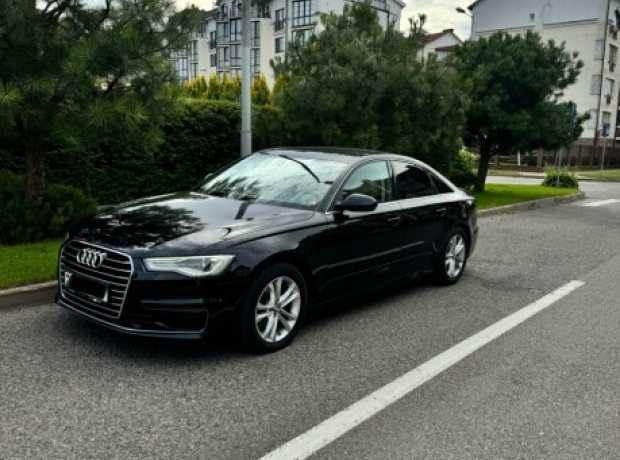 Audi A6 C7  Рестайлинг, 2015, пробег 220000 км