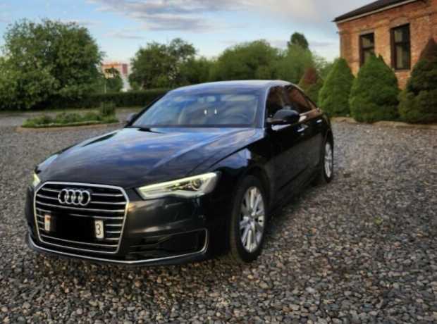 Audi A6 C7  Рестайлинг, 2016, пробег 244000 км