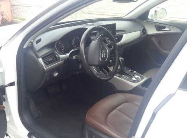 Audi A6 C7  Рестайлинг, 2016, пробег 245000 км