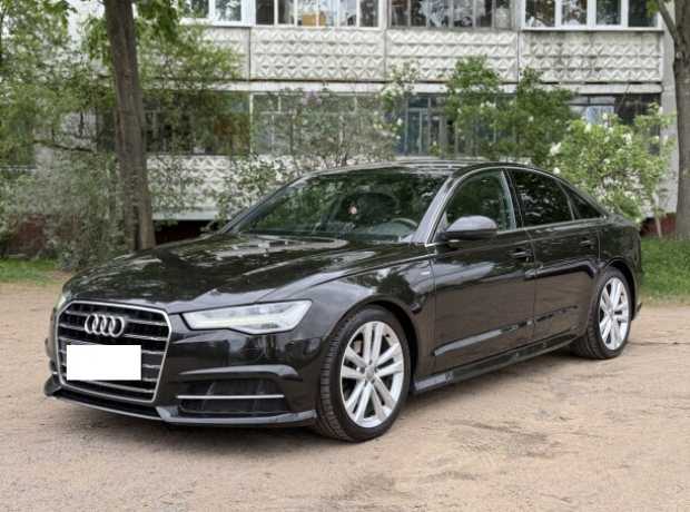 Audi A6 C7  Рестайлинг, 2018, пробег 153000 км