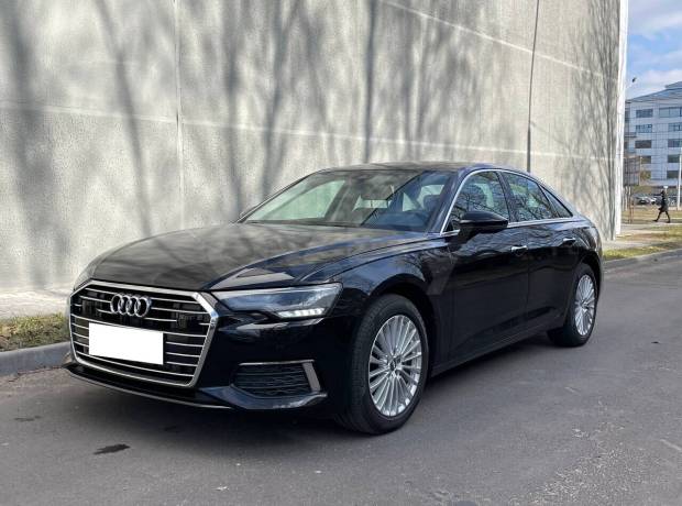 Audi A6 C8