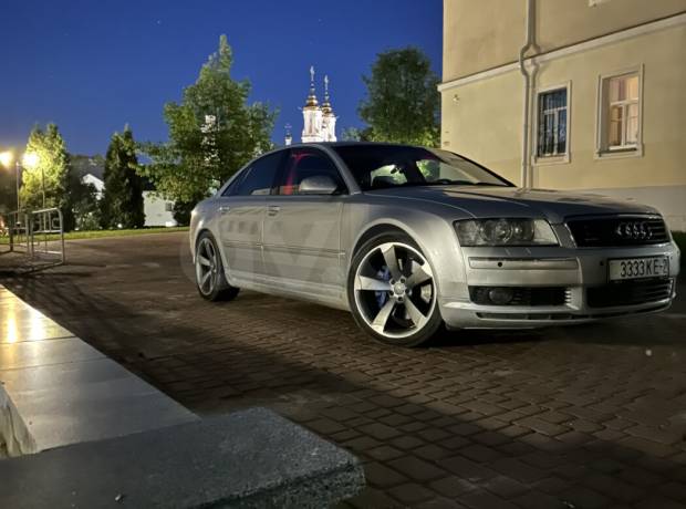 Audi A8 D3