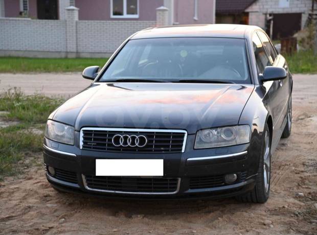 Audi A8 D3