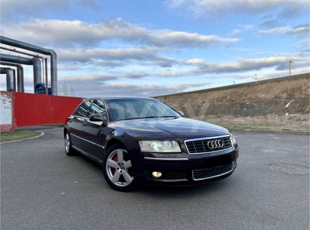 Audi A8 D3