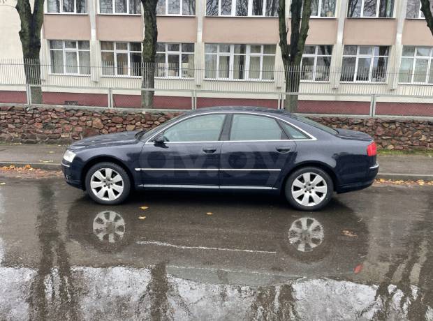 Audi A8 D3