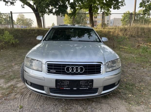 Audi A8 D3