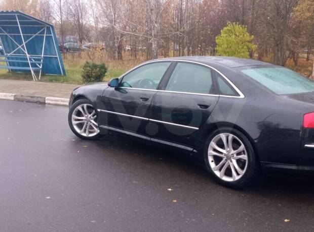 Audi A8 D3