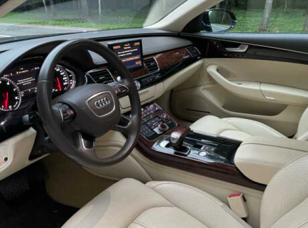 Audi A8 D4, 2013, пробег 270000 км