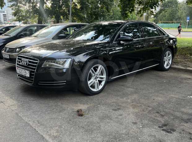 Audi A8 D4