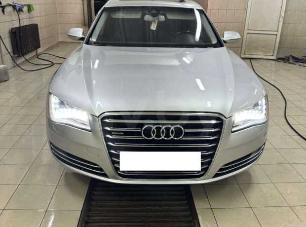 Audi A8 D4