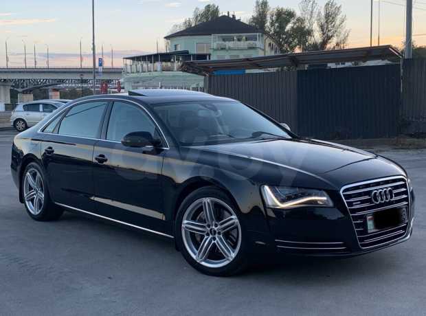 Audi A8 D4